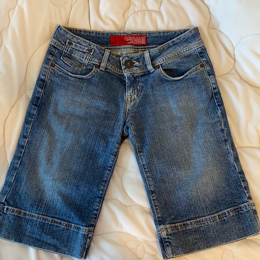 GUESS capri/bermuda denim shorts